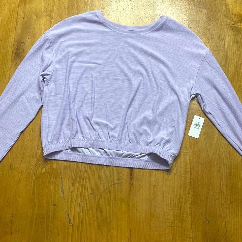 A purple old navy breeze on